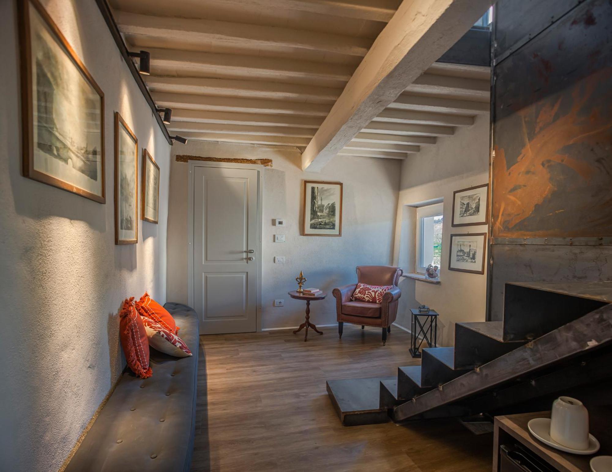 チェルタルド Relais Borgo Elissa Bed & Breakfast エクステリア 写真