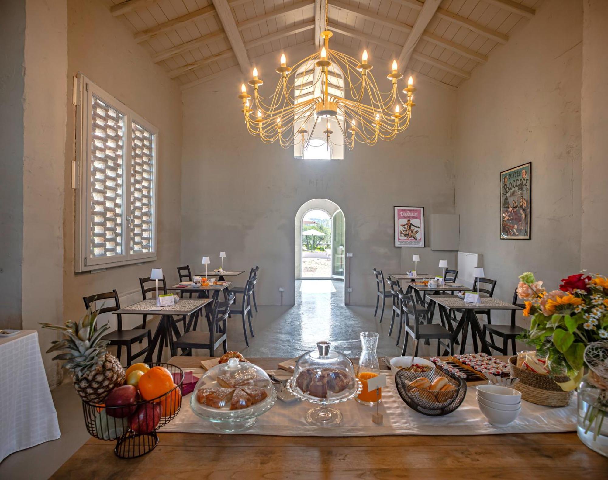 チェルタルド Relais Borgo Elissa Bed & Breakfast エクステリア 写真
