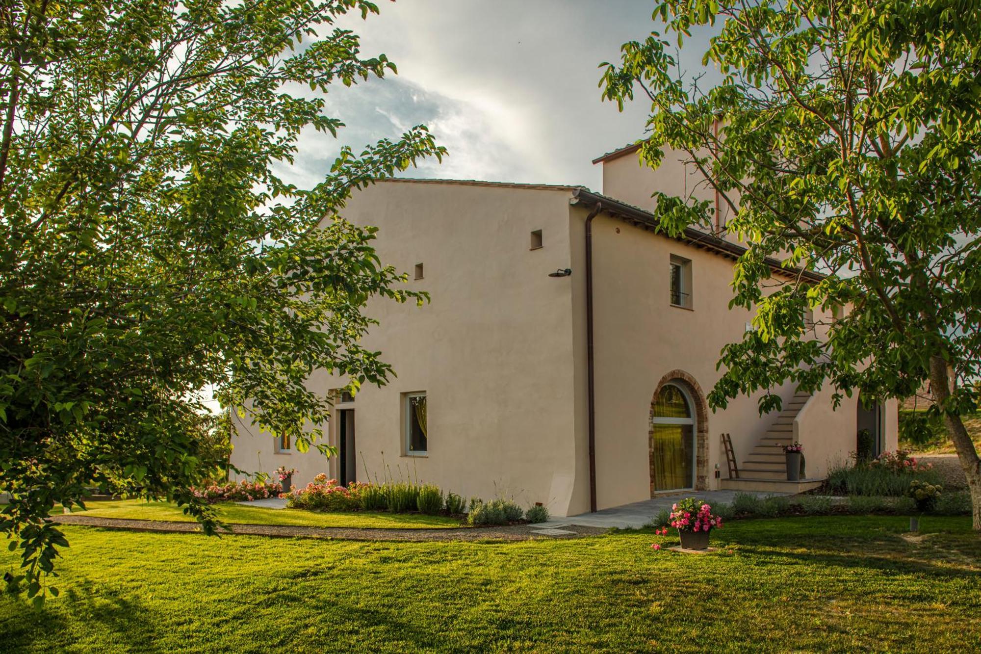 チェルタルド Relais Borgo Elissa Bed & Breakfast エクステリア 写真