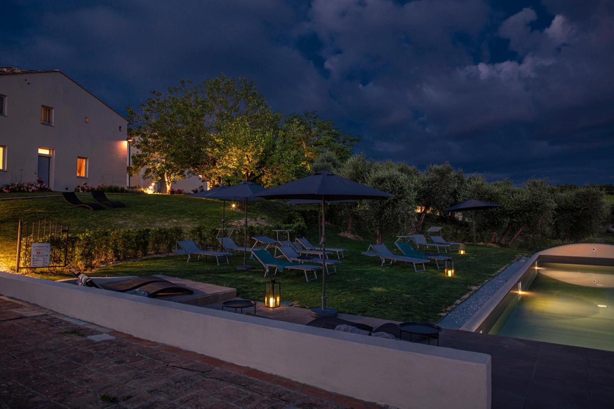 チェルタルド Relais Borgo Elissa Bed & Breakfast エクステリア 写真