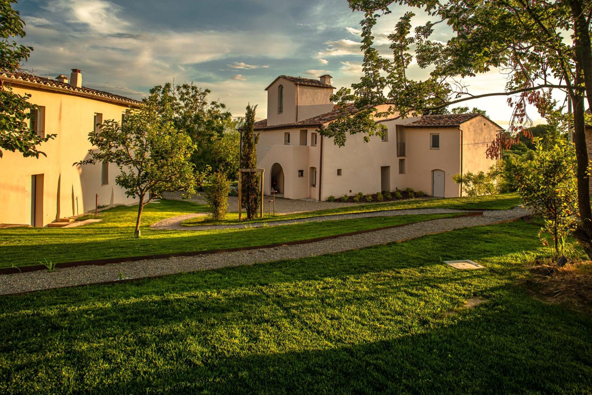 チェルタルド Relais Borgo Elissa Bed & Breakfast エクステリア 写真