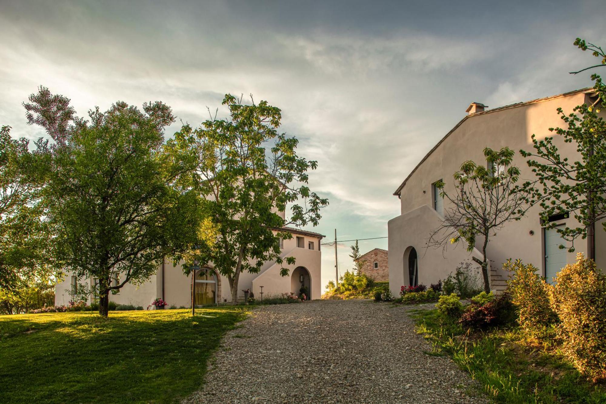 チェルタルド Relais Borgo Elissa Bed & Breakfast エクステリア 写真